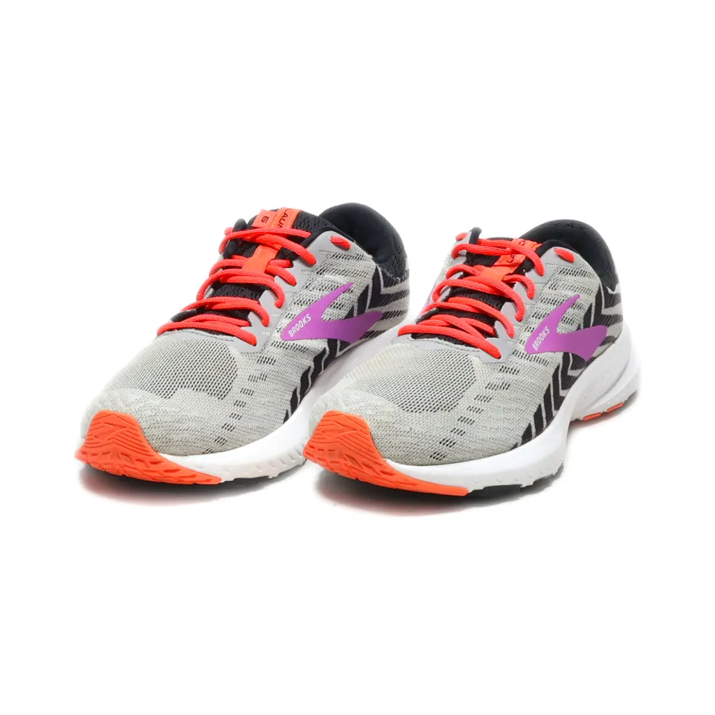 Brooks Wmns Launch 6 Wide Sport Shoes Leather Grey Colour For Women