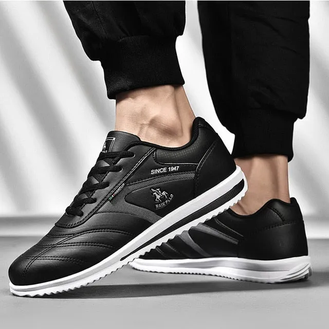 New  Spring Men's Shoes Casual Sports Shoes Breathable Travel Shoes PU Leather Men Sneakers Flat Comfortable White Shoes