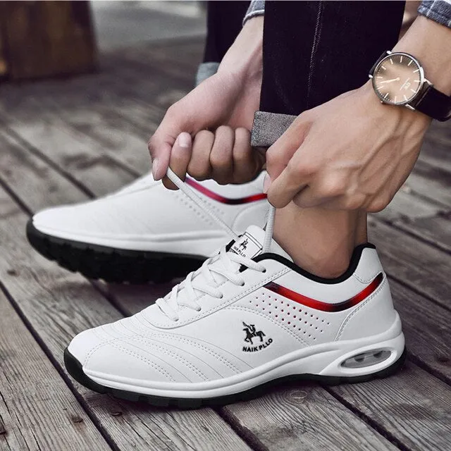 New  Spring Men's Shoes Casual Sports Shoes Breathable Travel Shoes PU Leather Men Sneakers Flat Comfortable White Shoes